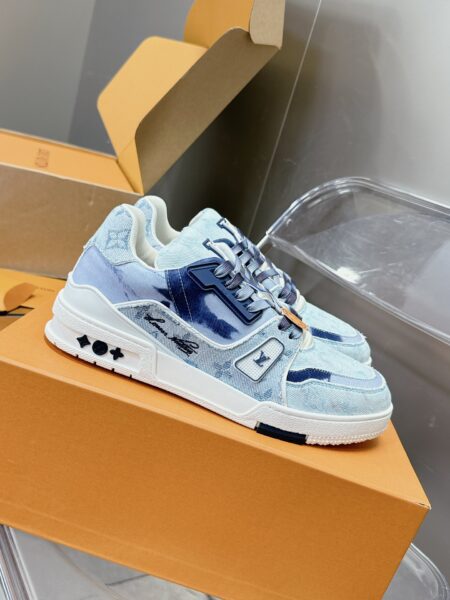 LOUIS VUITTON Trainer