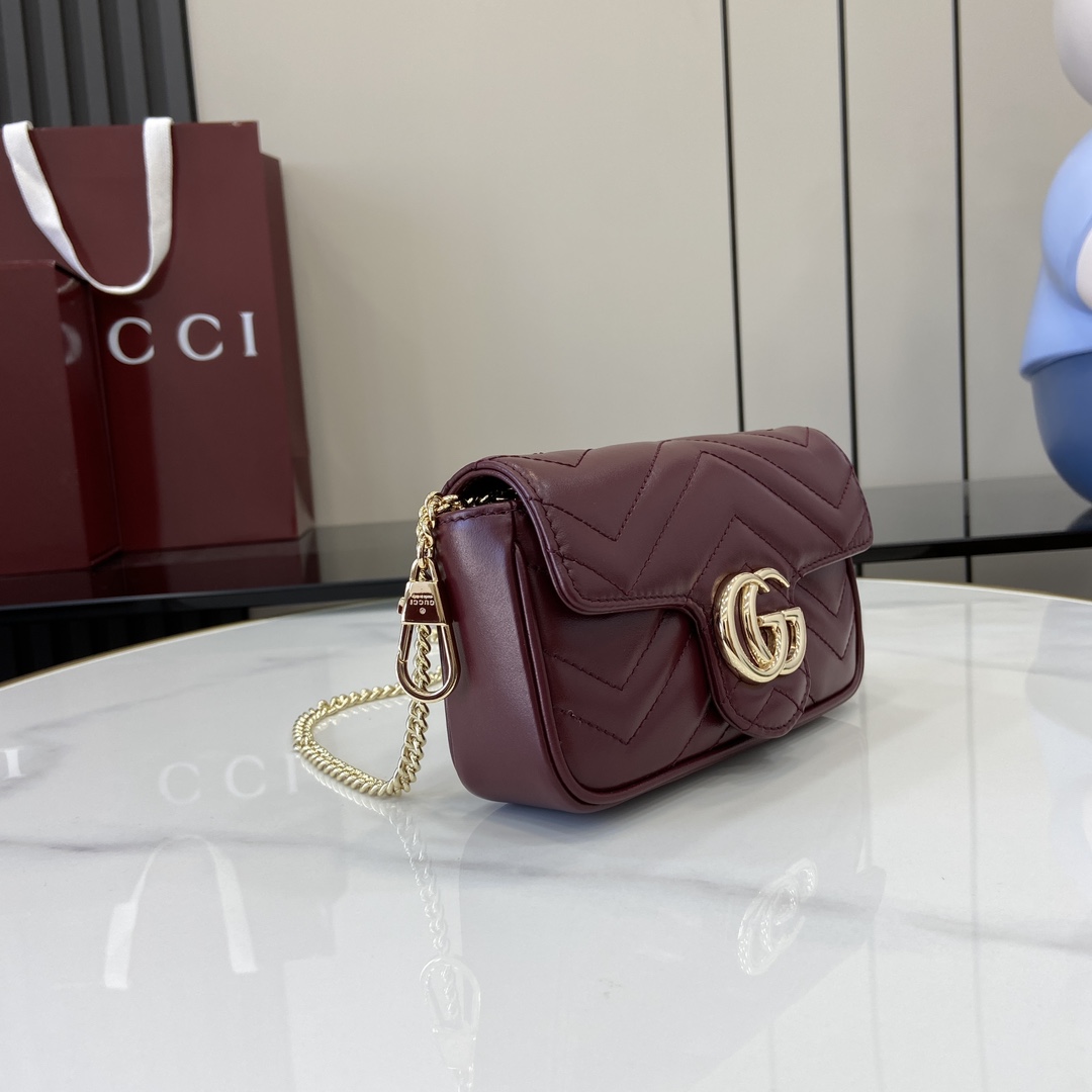 Gucci GG Marmont series quilted mini handbag weight: approximately 0.35 kg Model number:476433. Size: 16.5 (length) x 10 (width) x 4.5cm (thickness) Color: New light pink full leather/original leather. Italian creation Model height 176 cm - Image 10