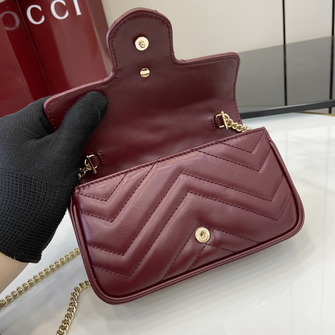 Gucci GG Marmont series quilted mini handbag weight: approximately 0.35 kg Model number:476433. Size: 16.5 (length) x 10 (width) x 4.5cm (thickness) Color: New light pink full leather/original leather. Italian creation Model height 176 cm - Image 5