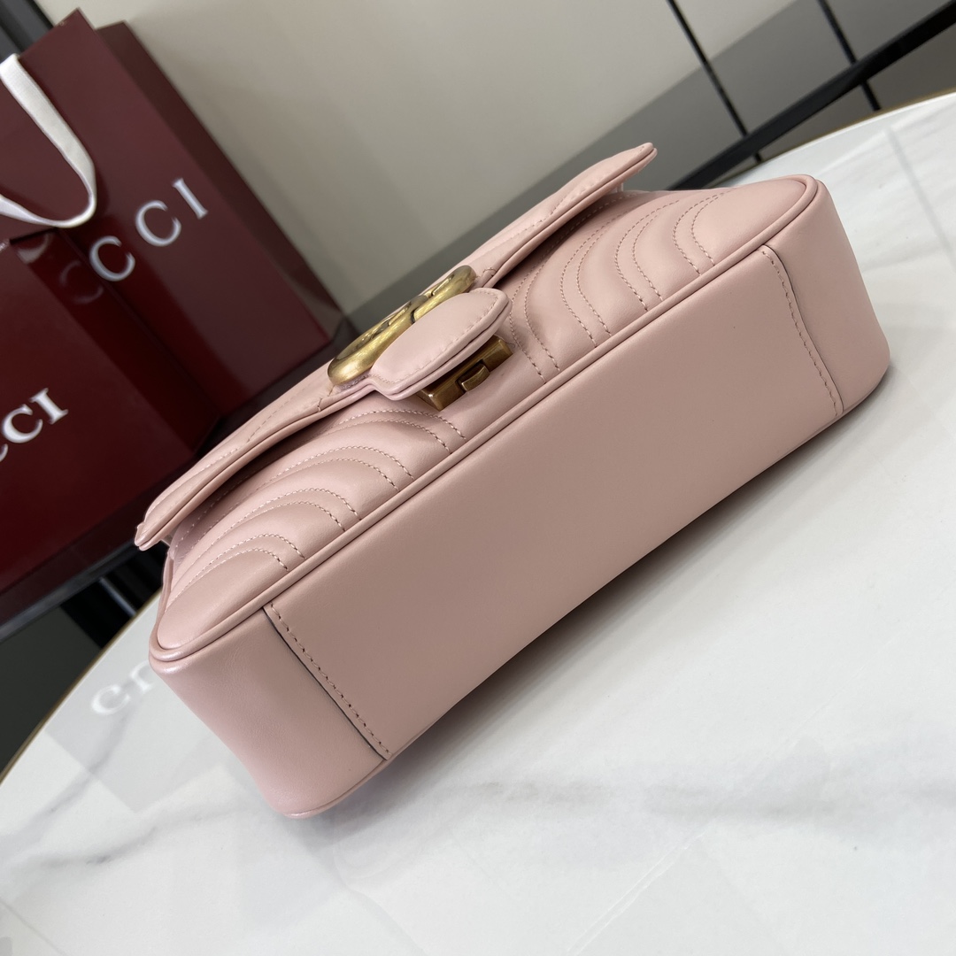 Gucci about 0.6 kg. Model number:446744. Dimensions: 22 (W) x 13 (H) x 6cm (D) Color: Light pink full leather/premium original leather. Italian creation Model height 177 cm - Image 8