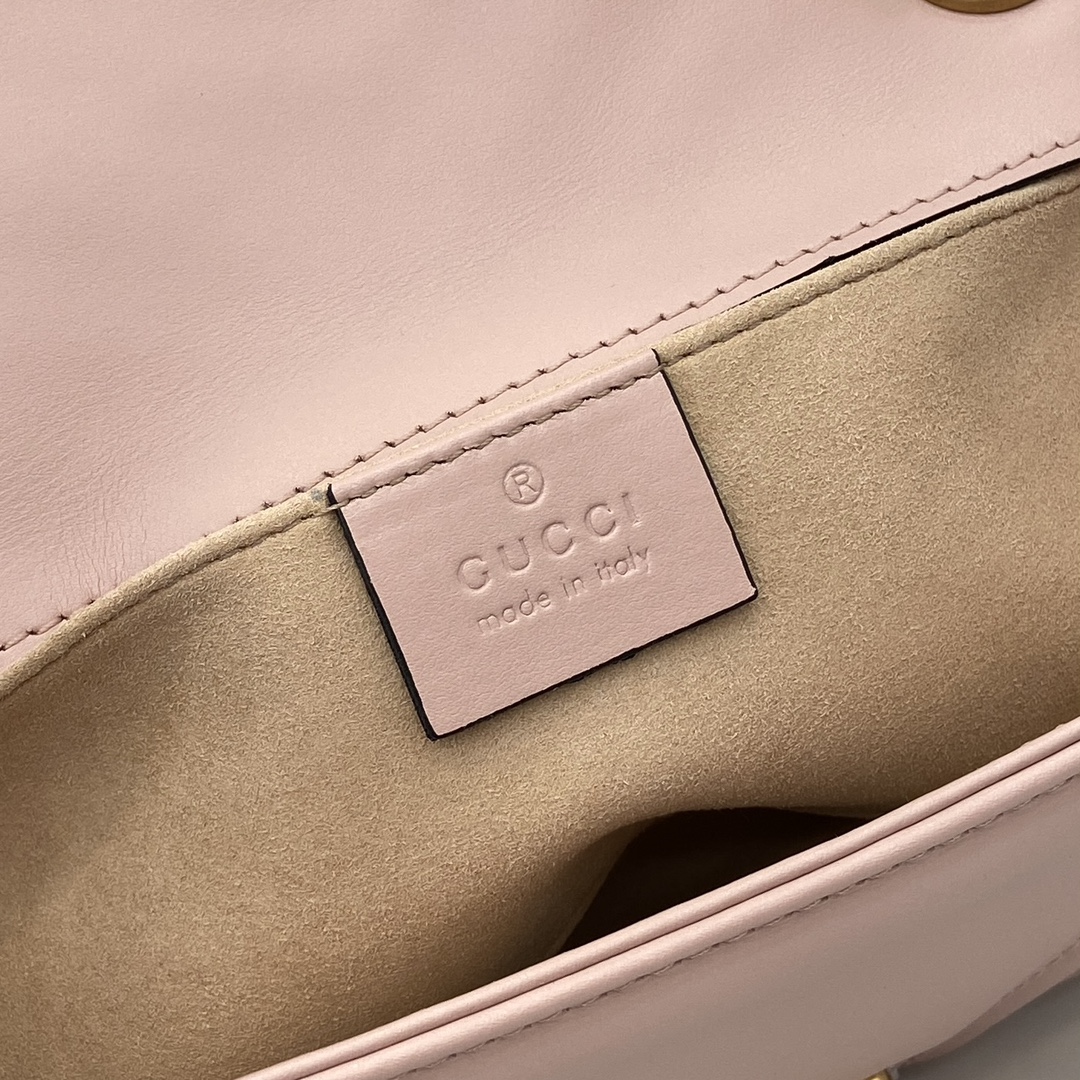 Gucci about 0.6 kg. Model number:446744. Dimensions: 22 (W) x 13 (H) x 6cm (D) Color: Light pink full leather/premium original leather. Italian creation Model height 177 cm - Image 3