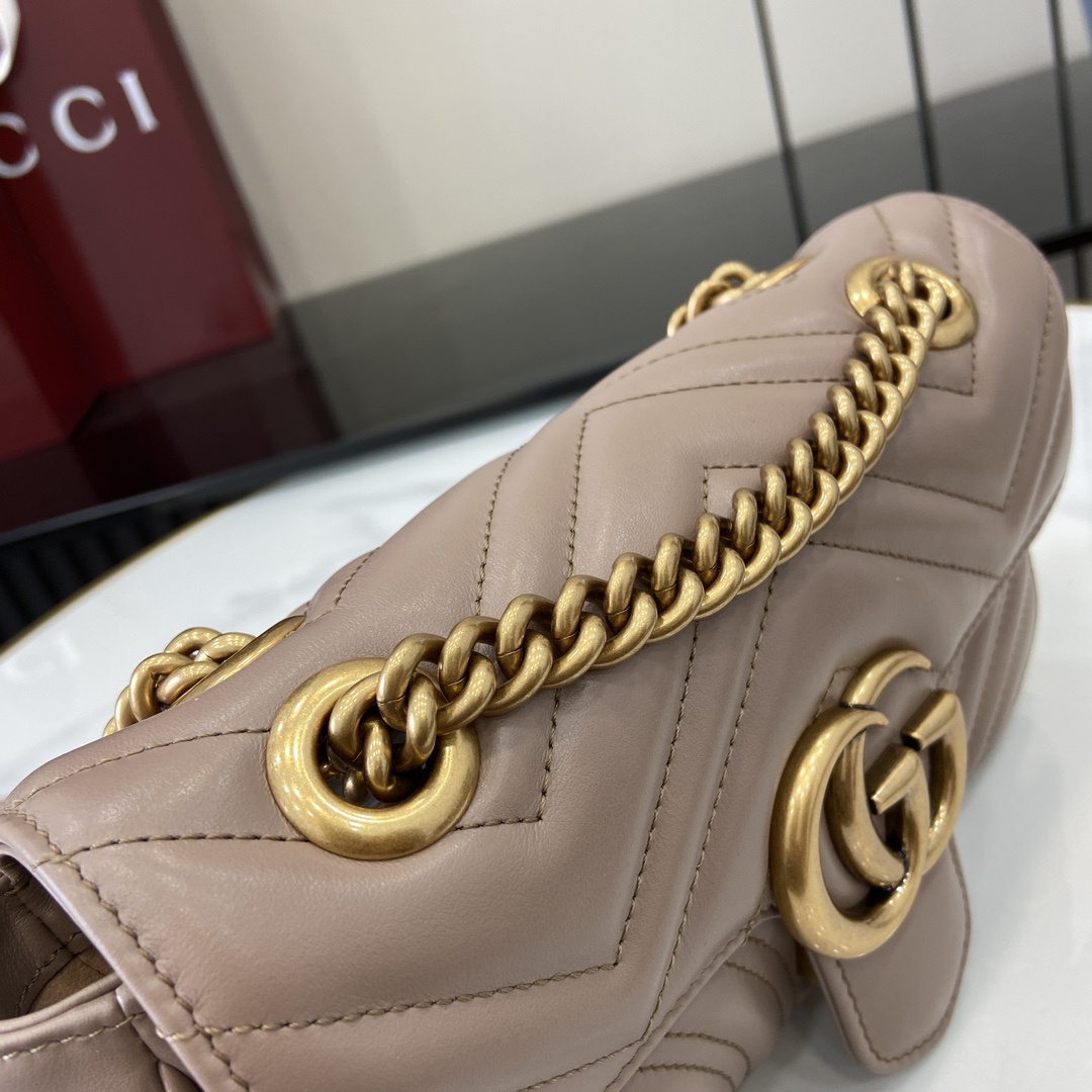 Gucci Marmont series mini handbag Model number:446744. Dimensions: 22 (W) x 13 (H) x 6cm (D) Color: full leather/premium original leather. Italian creation Model height 177 cm - Image 8