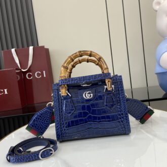 Gucci Diana Mini-Shopper Model:702732. Size: 20(L) x 16(W) x 10(D) Color: Sapphire Blue Crocodile/Original Leather