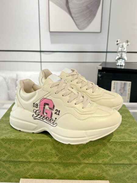 Gucci Rhyton series couple style dad shoes sneakers Outsole original development TPU vacuum Full set of packaging 📦