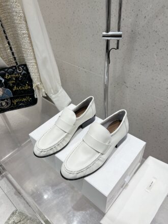 The row Classic Loafers