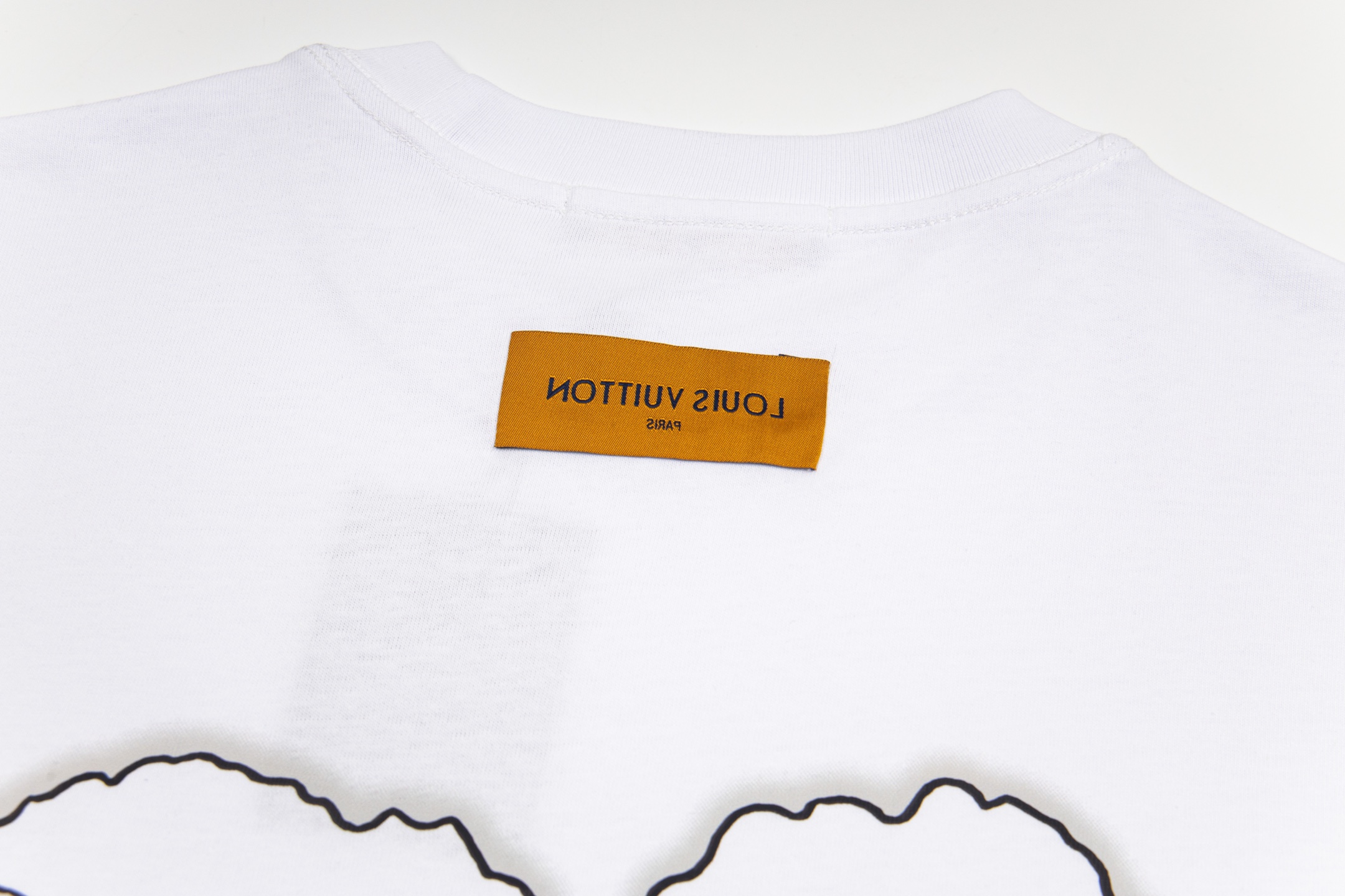 Louis Vuitton / 2025 New Arrival: Cloud Ink Large Logo T-shirt - Image 7