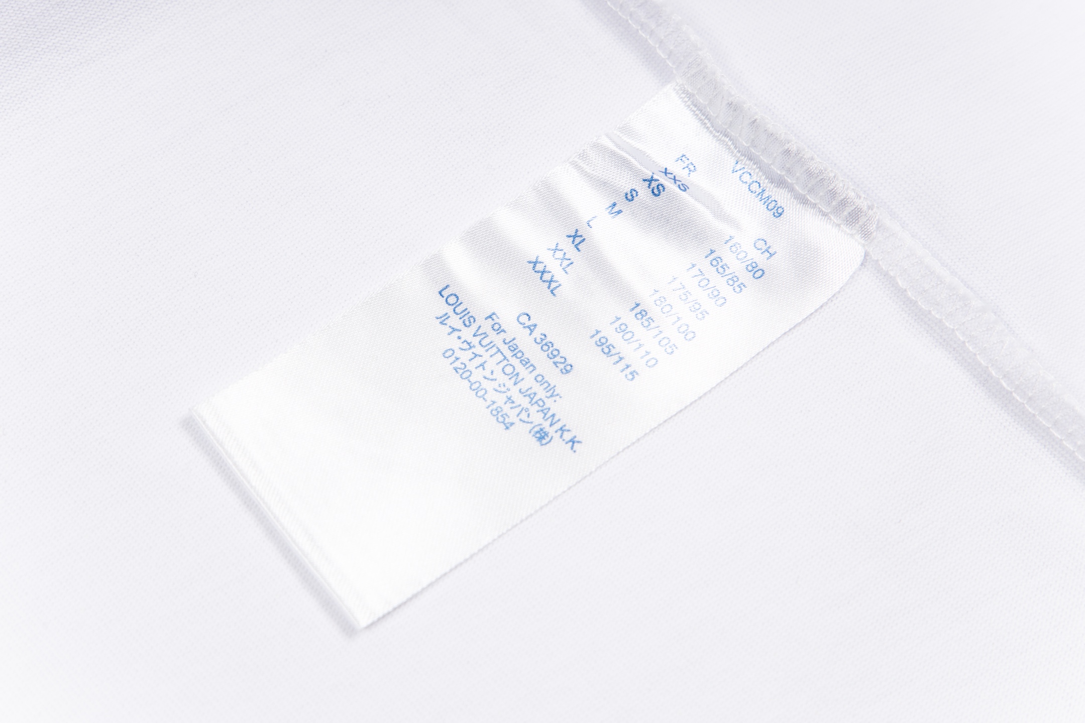 Louis Vuitton / 2025 New Arrival: Cloud Ink Large Logo T-shirt - Image 9