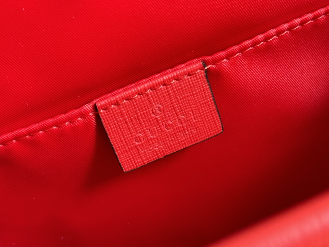 Gucci Children's animal print tote bag Model:605614. Size: 25 (length) x 28.5 (width) x 11cm (thickness) Color: Red/Bunny Print - Image 3