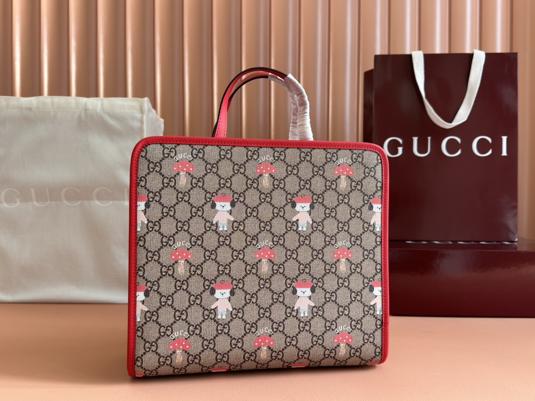 Gucci Children's animal print tote bag Model:605614. Size: 25 (length) x 28.5 (width) x 11cm (thickness) Color: Red/Bunny Print