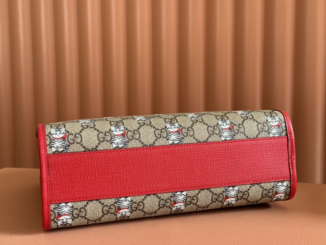 Gucci Children's animal print tote bag Model:605614. Size: 25 (length) x 28.5 (width) x 11cm (thickness) Color: White/Dog Print. - Image 7