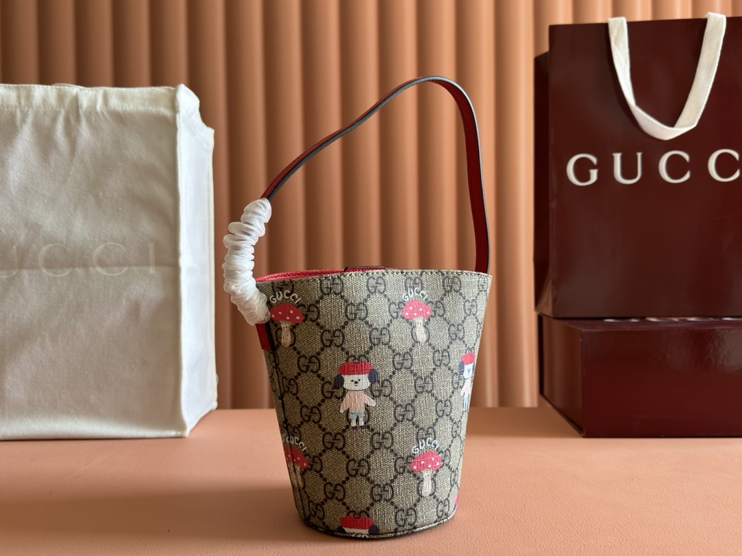 Gucci GG children's shopper with print Model: 752356 Size: 18.5x16.5x7.5cm - Image 9