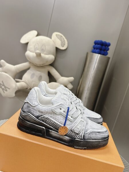 LOUIS VUITTON Trainer