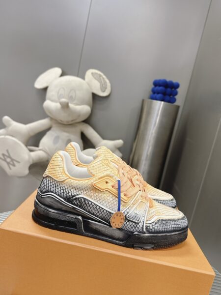 LOUIS VUITTON Trainer