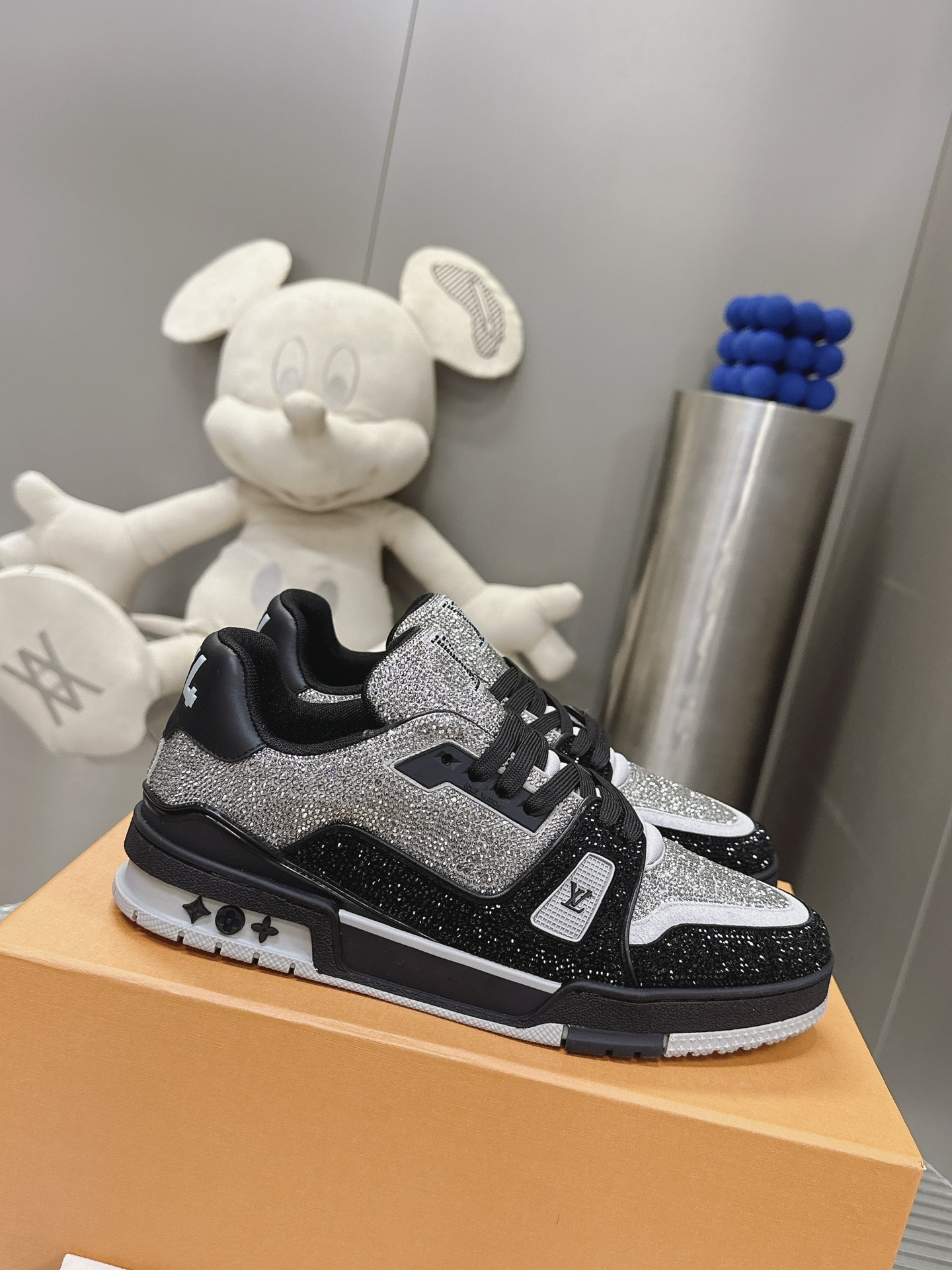 LOUIS VUITTON Trainer