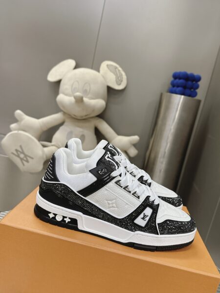 LOUIS VUITTON Trainer