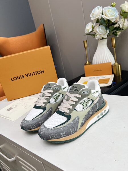 LOUIS VUITTON Trainer