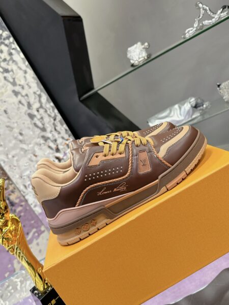 LOUIS VUITTON Trainer