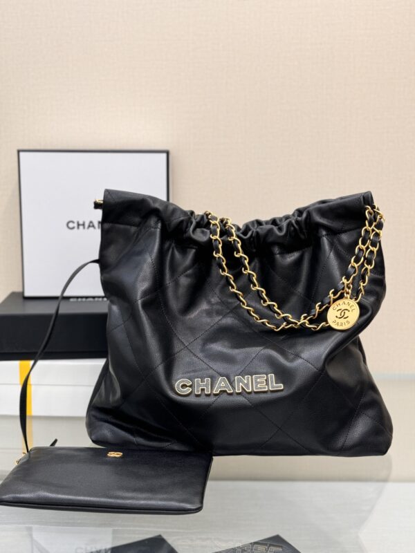 Chanel 24k 3D logo Caviar Black 22bag  made from calfskin Medium: 37x42x8cm