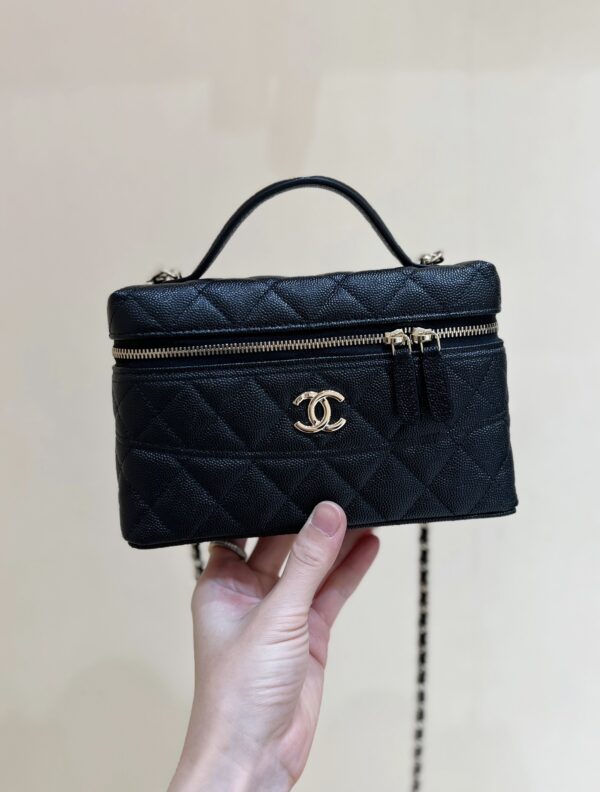 Chanel Premium Duty-Free Original Leather Purchased for ZP 27100 [😊] Chanel 25C LP Handle Box Bag 14*19*5cm