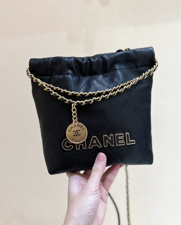 Chanel 24K Mini 22 Bag – Limited Edition in Litchi Leather Original Haas Litchi Cowhide 🎉🎉 Size: 19206cm.