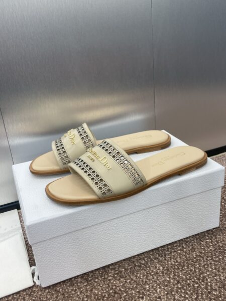 Dior 2025 Spring/Summer New Color-Blocked Slide Sandals