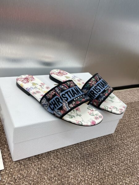 Dior 2025 Spring/Summer New Color-Blocked Slide Sandals