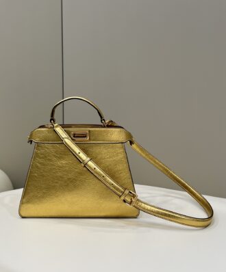 ️𝐏𝐄𝐄𝐊𝐀𝐁𝐎𝐎 𝐈 𝐒𝐄𝐄𝐄 𝐔 Small handbag, the latest accordion pleat shape, the full leather feels delicate and hard, the details are exquisite and in place, the partitions on both sides can be opened, the capacity is full and stylish, the high appearance and practicality are fully taken into consideration, while the whole bag is 𝐋𝐨𝐨𝐤 looks more textured! ! size27×11×20cm full package, wide shoulder strap bag, additional model number 80011