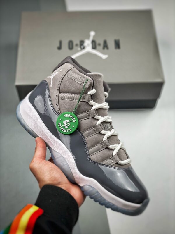 Air Jordan Retro Cap and Gown “Pure Original