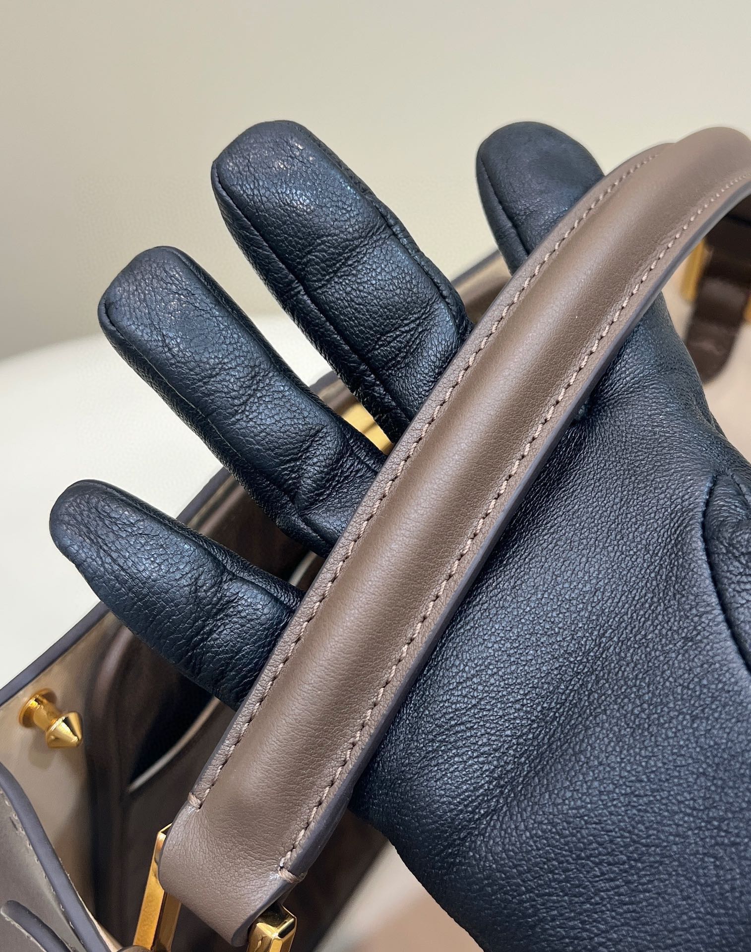 peekaboo series South African 🐂Corn Pure Cotton Wide Edition Webbing, contrasting inner ribbon, double F iconic, large capacity lining Size: 30x11x27cm- Model number: 304S - Image 8