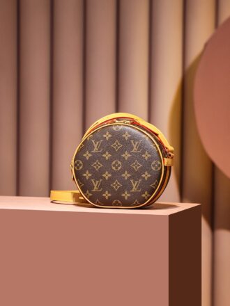 Authentic SP inspection-free and equipped with a full set of duty-free packaging. 𝐁𝐎Î𝐓𝐄 𝐂𝐇𝐀𝐏𝐄𝐀𝐔 𝐒𝐎𝐔𝐔𝐏𝐋𝐄 New version of soft cake 🄲🄳🄳🄴: M45578 [Exclusive Quality] 👜 Size: 17*18*7cm As a classic series, it has become the "must-in-packing king style". Soft cake is a relatively versatile style, classic retro style. The shoulder straps can be flexibly adjusted and have a touching capacity. It is suitable for daily versatile style. As a casual/commuting, it is very excellent combination. The appearance of round cake is a versatile appearance that you will love the more you remember and you will never regret buying!
