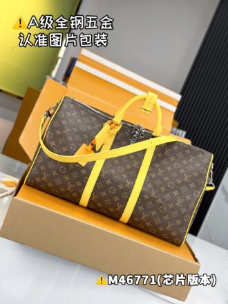 Fitted with a full set of duty-free packaging. [Excellent SP high elastic fabric] M46771 yellow [Original all steel: complete with a full set of counter packaging] KEEPALL BANDOULIÈRE 50 travel bag This Keepall Bandoulière 50 travel bag uses Monogram Macassar canvas, which synchronizes bright tones for side straps, brand names, fabric linings and top leather handles. The size of the boarding luggage hides plenty of space. 50 x 29 x 23 cm (length x height x width)