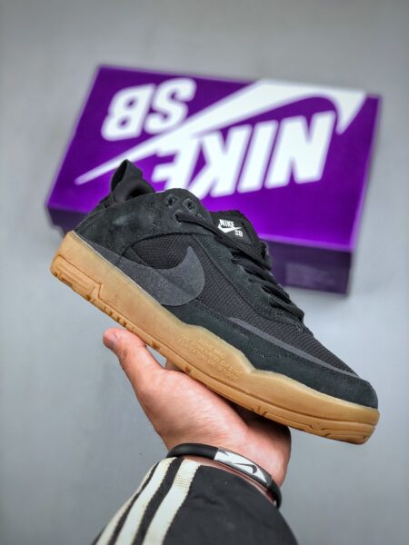 Nk SB Day One FN
