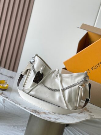 CARRYALL CARGO Small handbag Model: M12919 milk white 163c01 chip version Material: A+ grade all-steel hardware, imported original sheepskin Packaging: Full set of special duty-free MB packaging Size: 33.5x23x15cm