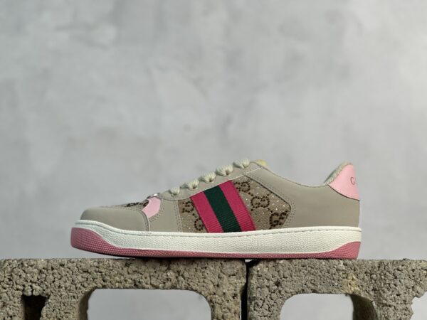 Gucci Distressed Screener sneaker NFC