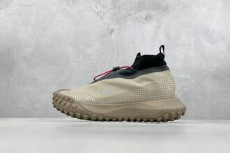 NK ACG MOUNTAIN FLY Mountain Fly React Vaporfly