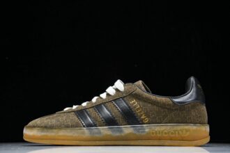 Gucci Gazelle Adidas Originals x #C #Gucci Gazelle Adidas Originals x