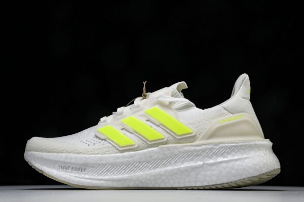 Ad Ultra boost