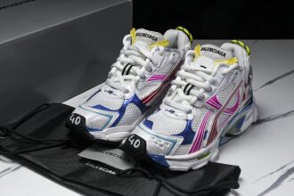 (VG)Balenciaga Runner WRBW