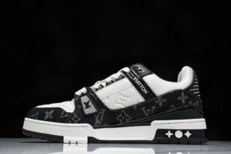 ()Louis Vuitton LVTrainer