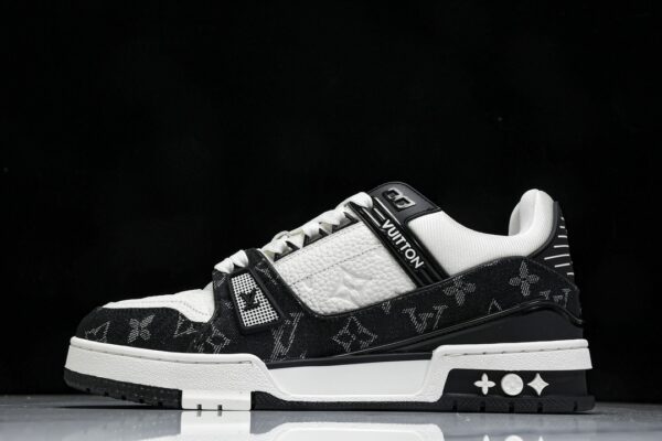 ()Louis Vuitton LVTrainer