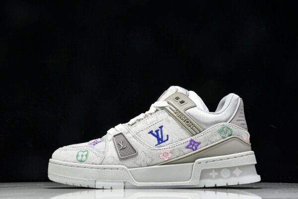 (D )LV/ Trainer ACW