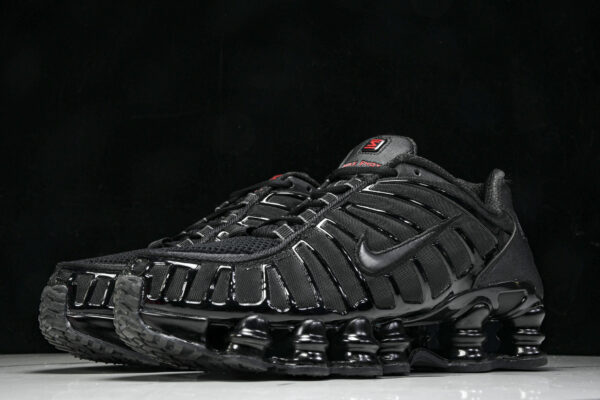 Nike/ Shox TL AR