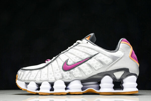 Nike/ Shox TL CZ