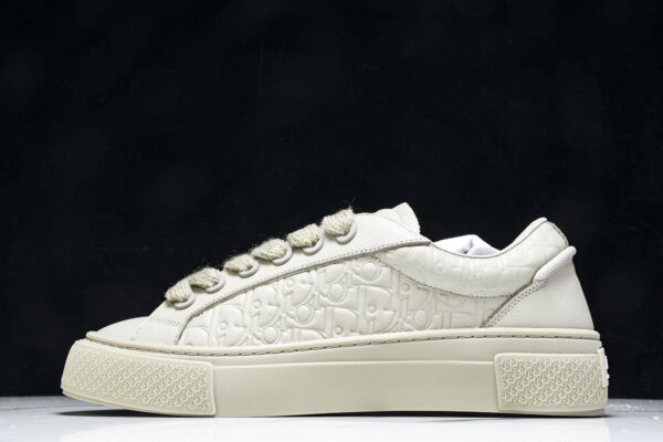 DIOR/ B