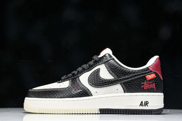 Nk Air Force ' Low HH-